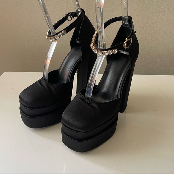 Platform Heels with Rhinestone Detail - Picture 5 of 11